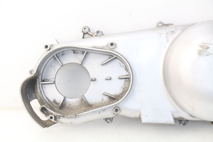 photo de DRIVE BELT COVER SYM JOYMAX 250 (2013 - 2017) - Fixing points details