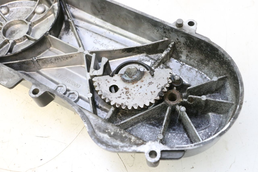 photo de VARIATOR COVER PEUGEOT KISBEE 2T 50 (2010 - 2017) - Technical close-up