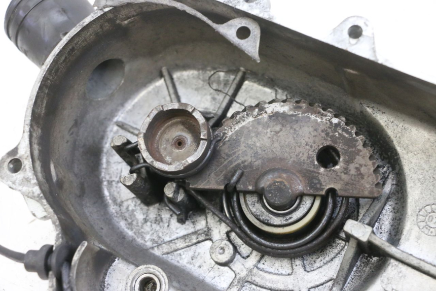 photo de VARIATOR COVER PEUGEOT KISBEE 4T 50 (2010 - 2017) - Surface and material condition