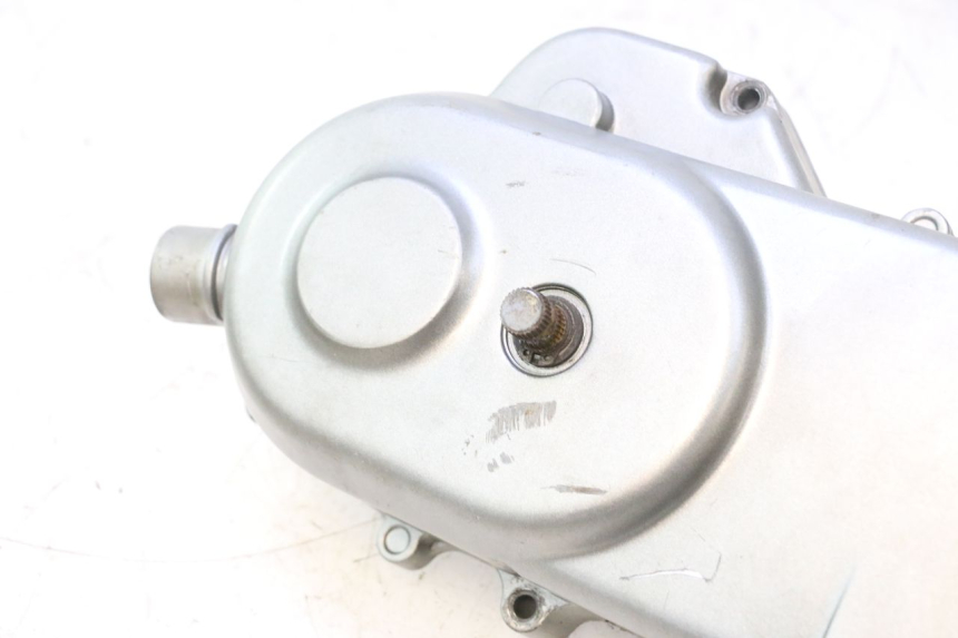photo de VARIATOR COVER PEUGEOT KISBEE 4T 50 (2010 - 2017) - High-resolution close-up
