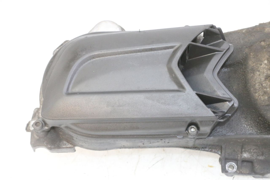 photo de VARIATOR COVER PIAGGIO MP3 LT 300 (2010 - 2016) - Fixing points details