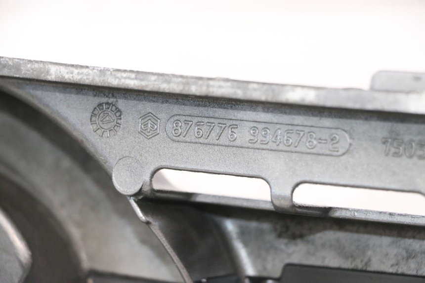 photo de DRIVE BELT COVER PIAGGIO MP3 500 (2016 - 2018) - Alternative perspective