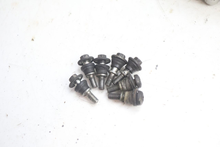 photo de DRIVE BELT COVER KYMCO LIKE 4T 50 (2019 - 2025) - Fixing points details
