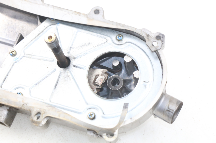 photo de VARIATOR COVER SYM ORBIT 2 4T 50 (2008 - 2017) - Surface and material condition