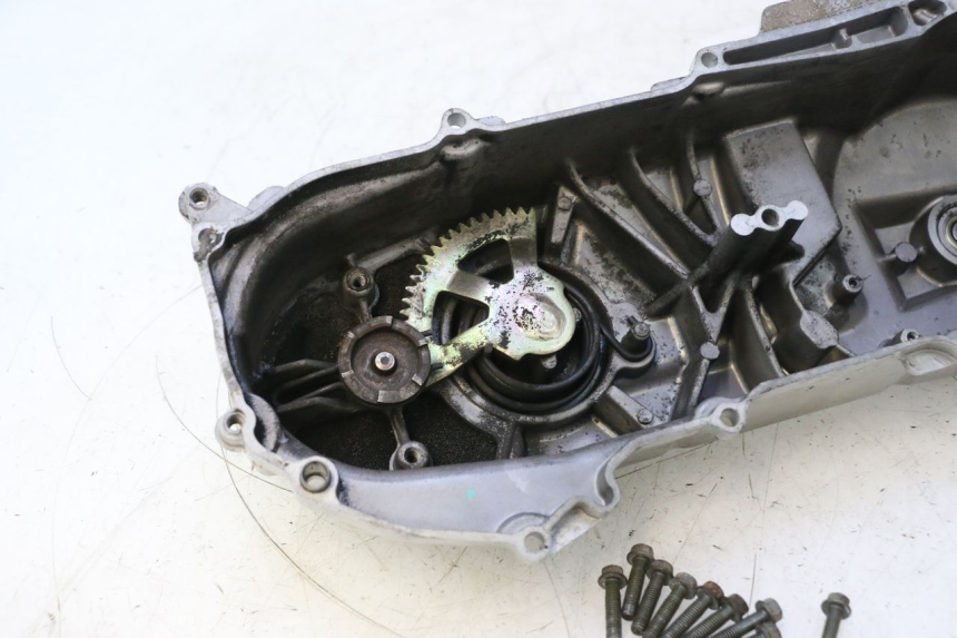 photo de DRIVE BELT COVER IMF INDUSTRIE PACH 2T 50 (2009 - 2013) - Fixing points details