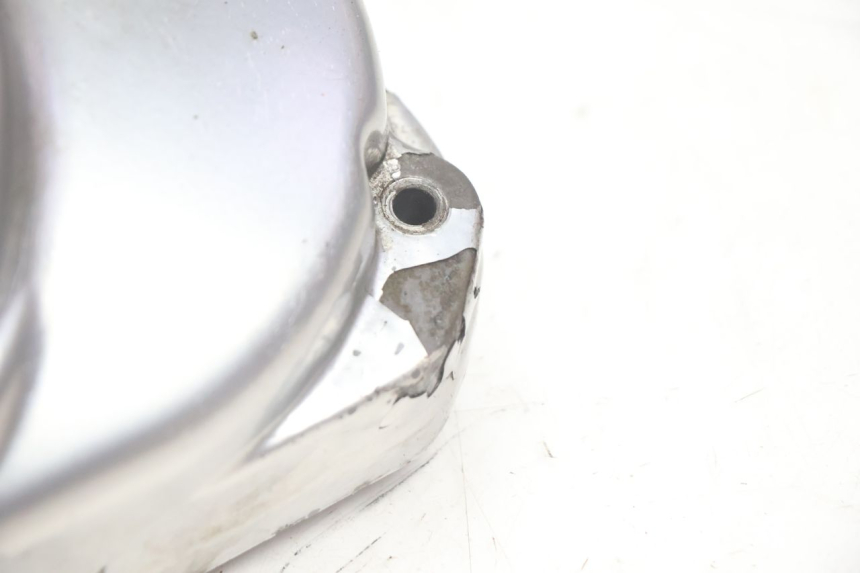 photo de VARIATOR COVER PEUGEOT SATELIS 125 (2006 - 2009) - Fixing points details
