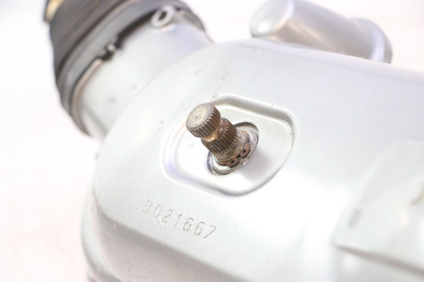 photo de VARIATOR COVER HONDA SCV LEAD 100 (2003 - 2007) - Surface and material condition
