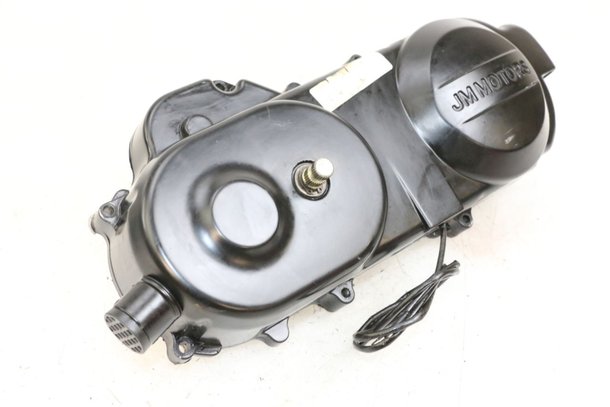 photo de DRIVE BELT COVER JM MOTORS SUNNY 50 (2017 - 2020) - Fixing points details