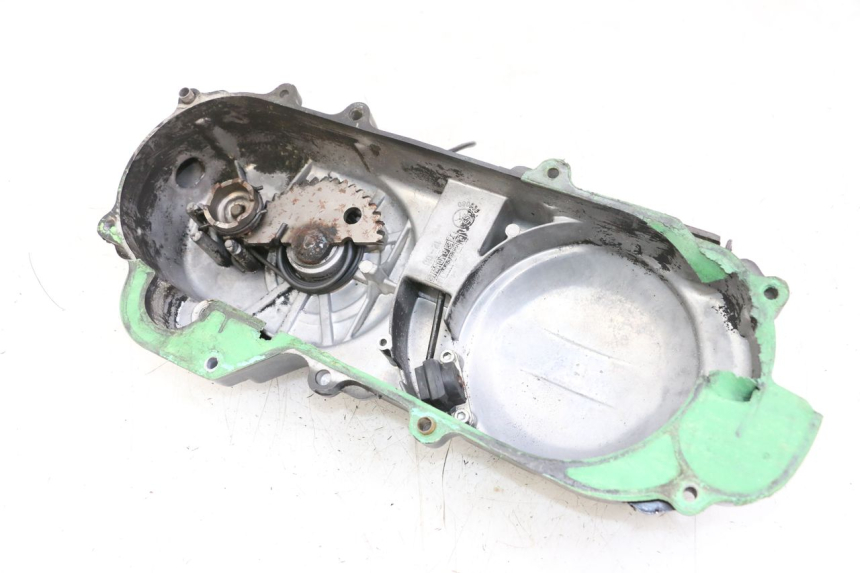 photo de DRIVE BELT COVER BAOTIAN TRAVEL SPIRIT 50 (2010 - 2012) - Alternative perspective