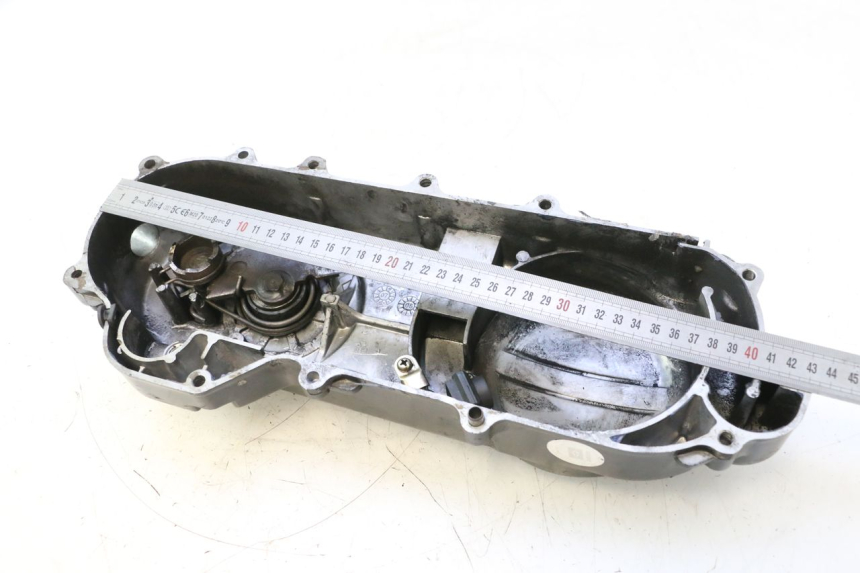 photo de DRIVE BELT COVER BAOTIAN TRAVEL SPIRIT 50 (2010 - 2012) - Zoom on usage condition