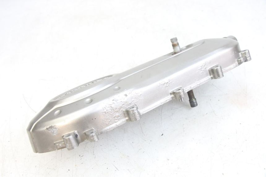 photo de VARIATOR COVER PEUGEOT TWEET 4T 50 (2014 - 2019) - Fixing points details