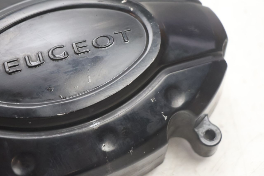 photo de DRIVE BELT COVER PEUGEOT TWEET 4T 50 (2018 - 2022) - Fixing points details