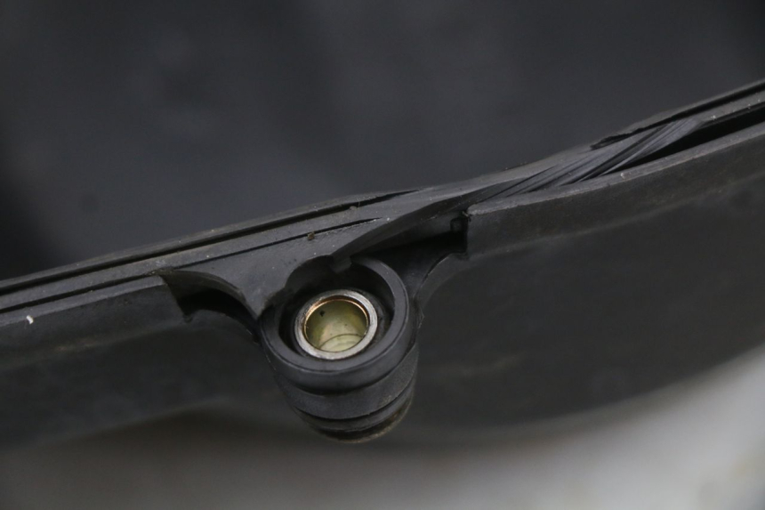 photo de VARIATOR COVER SUZUKI UH BURGMAN 125 (2002 - 2006) - Surface and material condition