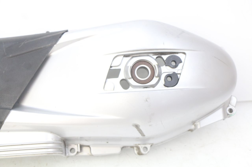 photo de VARIATOR COVER PIAGGIO VESPA GTS IGET ABS 125 (2017 - 2023) - Supplementary product photo