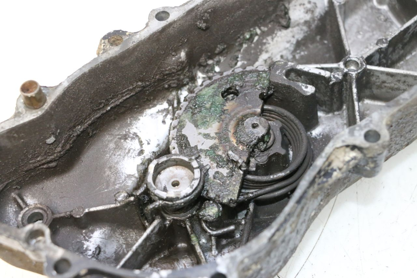 photo de DRIVE BELT COVER PEUGEOT VIVACITY 50 (1998 - 2003) - Zoom on usage condition