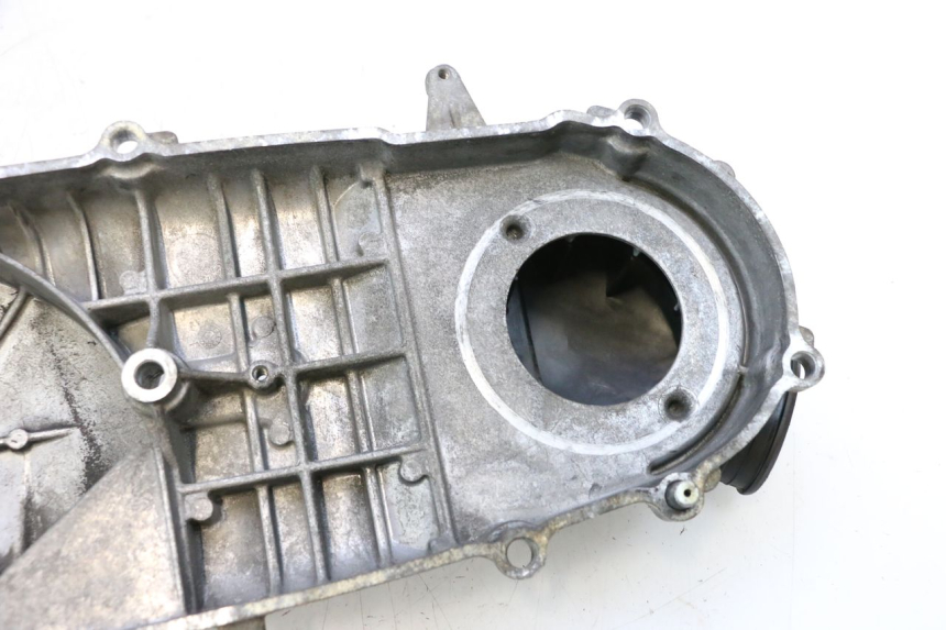 photo de VARIATOR COVER YAMAHA X-MAX XMAX 125 (2010 - 2013) - Fixing points details