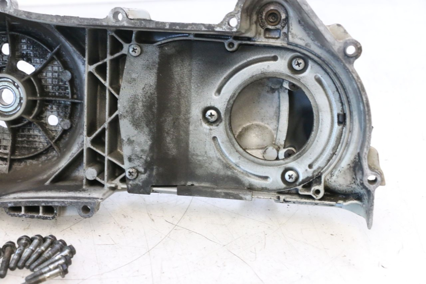 photo de DRIVE BELT COVER PIAGGIO X9 AMALFI 180 (2000 - 2003) - Distinctive features