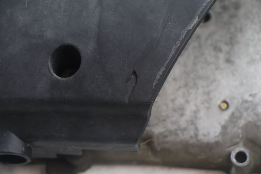 photo de DRIVE BELT COVER YAMAHA YP MAJESTY 125 (2002 - 2006) - Zoom on usage condition