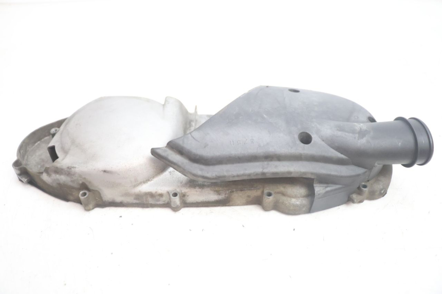 photo de DRIVE BELT COVER YAMAHA YP MAJESTY 125 (2002 - 2006) - Fixing points details