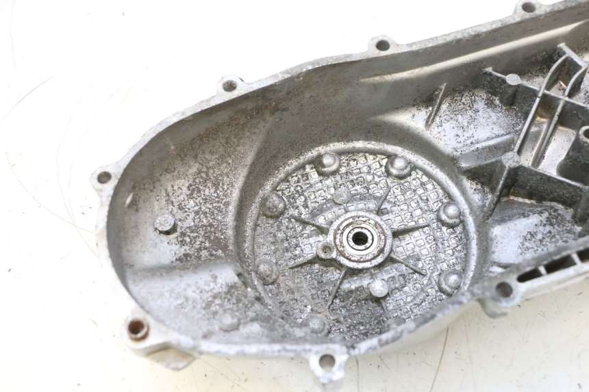 photo de VARIATOR COVER PIAGGIO ZIP 4T 50 (2018 - 2020) - Fixing points details