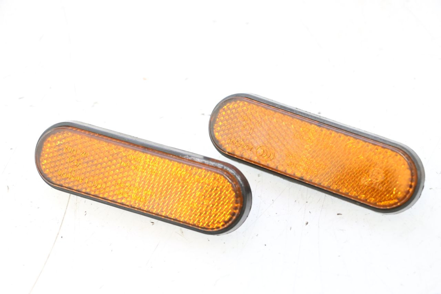 photo de REFLECTOR KYMCO AGILITY FR 2T 50 (2012 - 2017) - Main view