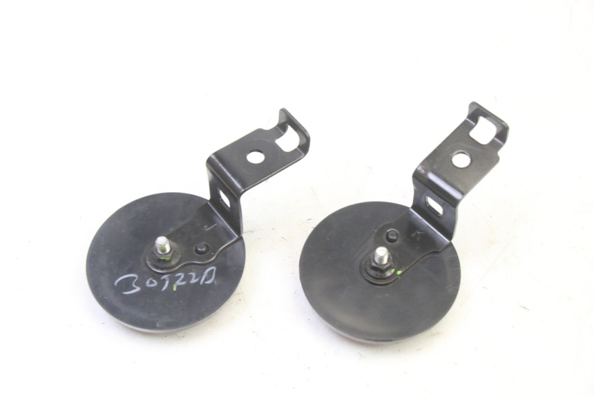 photo de REFLECTOR YAMAHA XMAX X-MAX 125 (2021 - 2025) - Zoom on usage condition