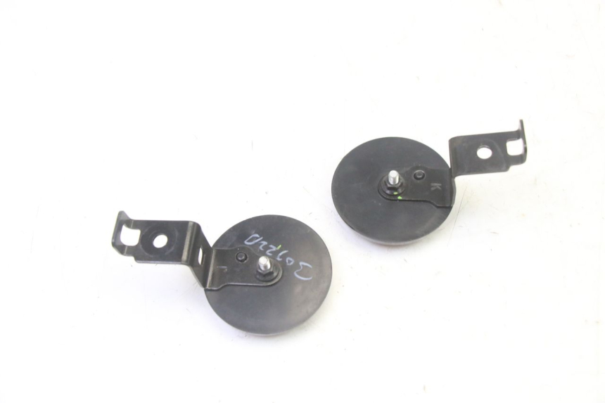 photo de REFLECTOR YAMAHA XMAX X-MAX 125 (2021 - 2025) - Alternative perspective