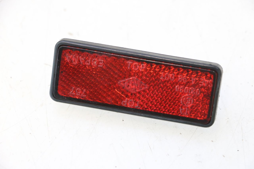 photo de REFLECTOR YAMAHA YP MAJESTY 125 (2002 - 2006) - Main view