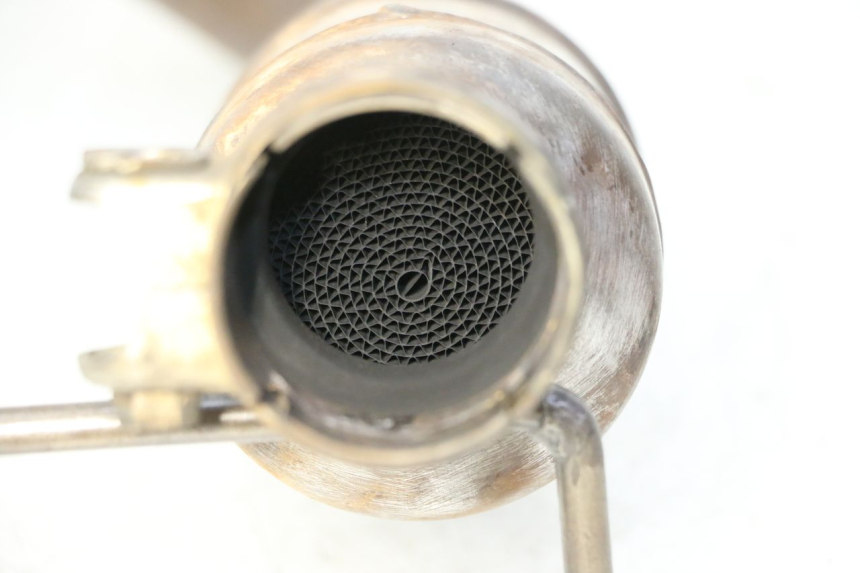 photo de CATALYTIC CONVERTER YAMAHA FZ6 FAZER S2 600 (2007 - 2011) - Alternative perspective