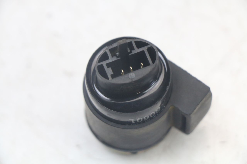 photo de FLASHER RELAY KYMCO AGILITY 4T 50 (2018 - 2022) - Technical close-up
