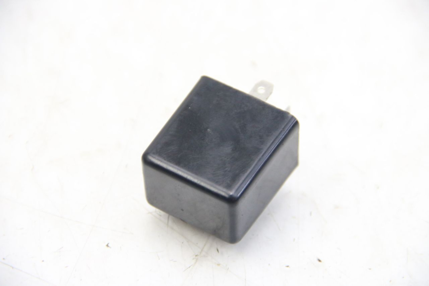 photo de FLASHER RELAY ECCITY ARTELEC 670 1 (2013 - 2017) - Alternative perspective