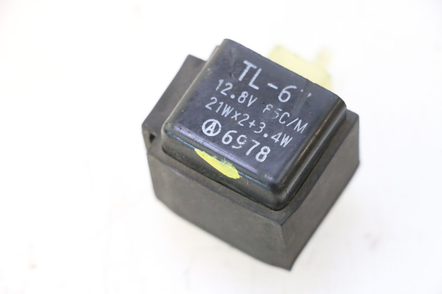 photo de FLASHER RELAY SUZUKI BURGMAN 125 (2007 - 2014) - Main view