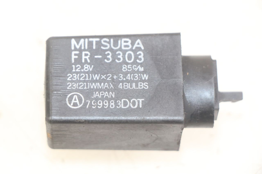 photo de FLASHER RELAY HONDA CBR F SC25 1000 (1989 - 1992) - Main view