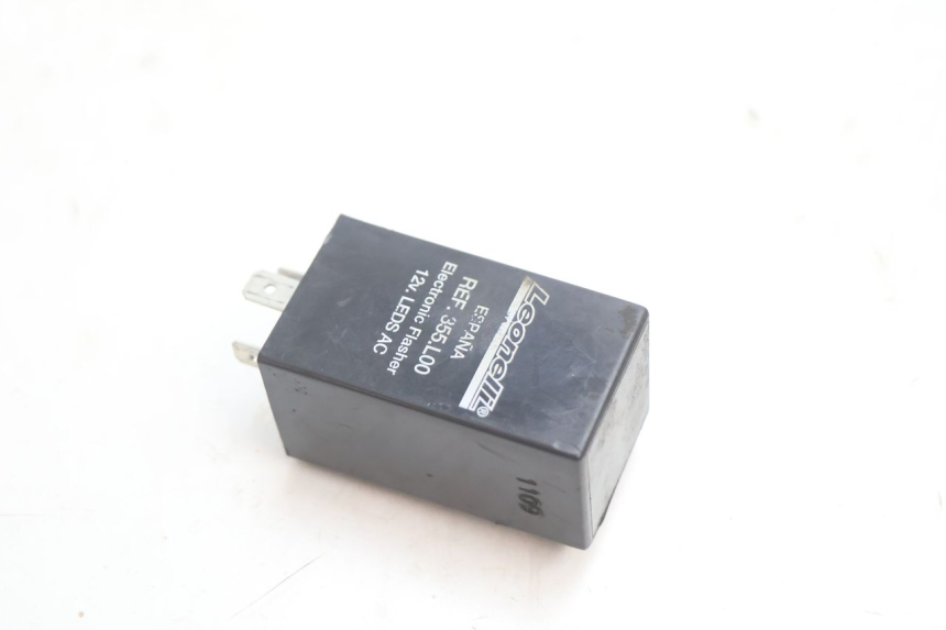 photo de TURN SIGNAL RELAY HM HONDA CRM DERAPAGE RR 50 (2006 - 2017) - Component detail