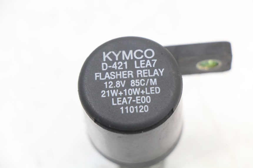 photo de Flasher relay KYMCO DINK STREET ABS 125 (2011 - 2018) - Component detail