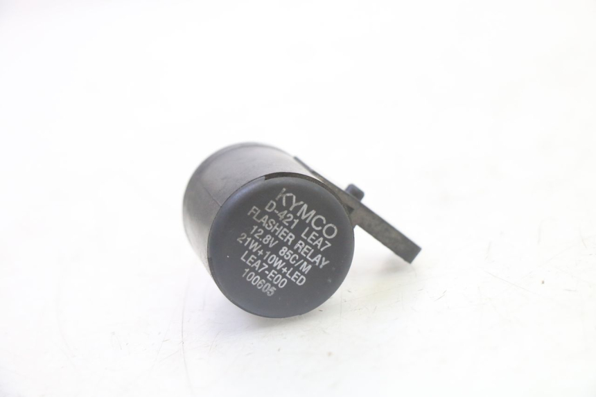 photo de FLASHER RELAY KYMCO DINK STREET 125 (2009 - 2014) - Component detail
