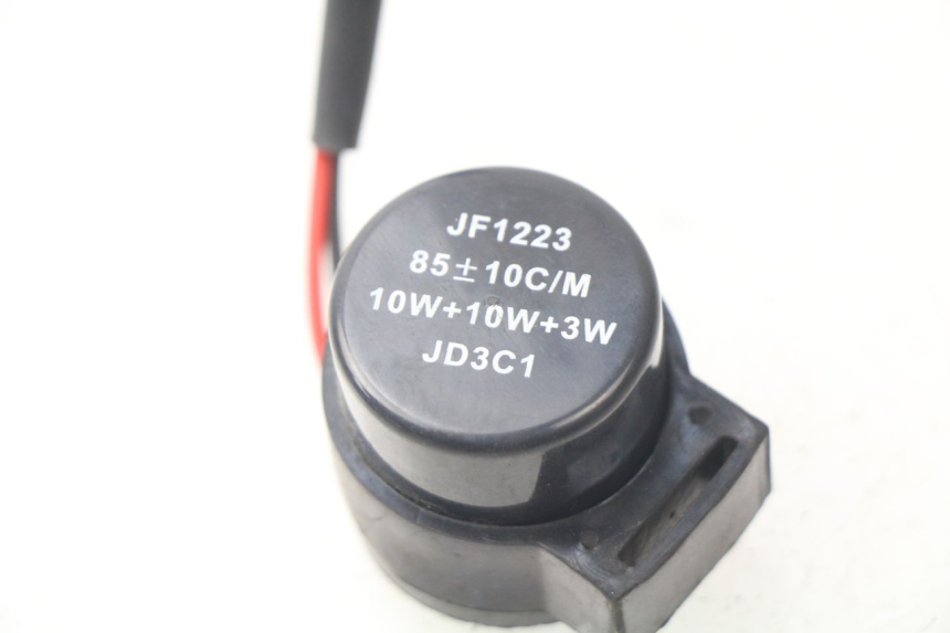 photo de TURN SIGNAL RELAY RIDE E1 1 (2014 - 2022) - Alternative perspective