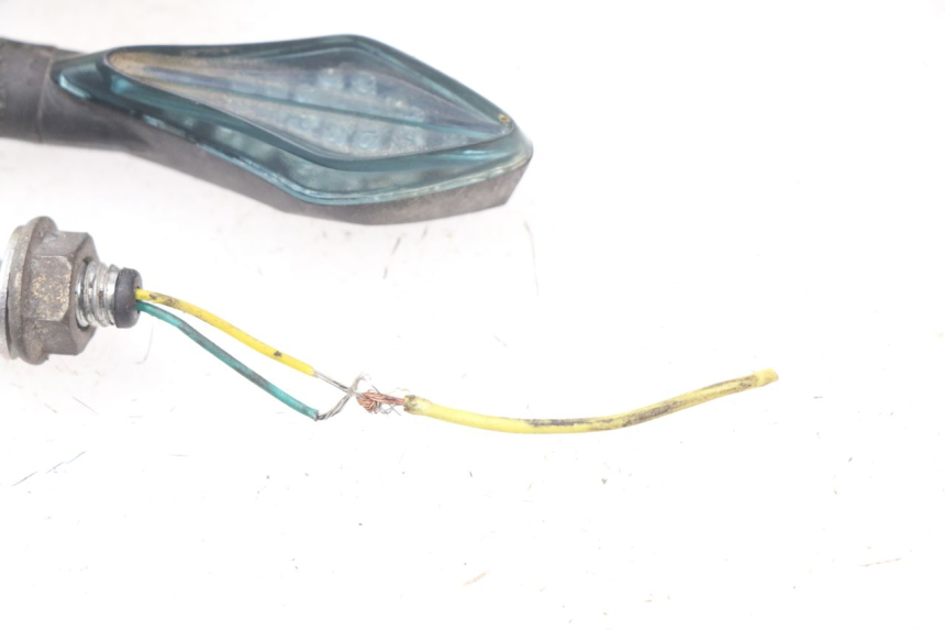 photo de TURN SIGNAL RELAY KAWASAKI ER-6 ER6 N 650 (2009 - 2011) - Fixing points details