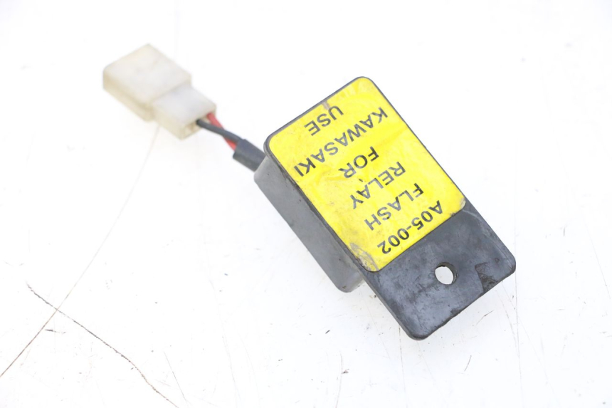 photo de TURN SIGNAL RELAY KAWASAKI ER-6 ER6 N 650 (2005 - 2009) - Main view