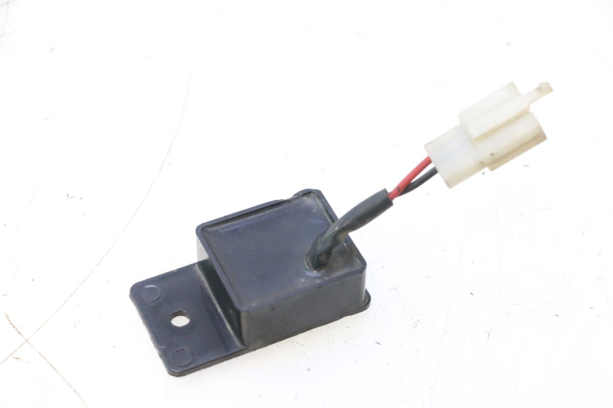 photo de TURN SIGNAL RELAY KAWASAKI ER-6 ER6 N 650 (2005 - 2009) - Component detail