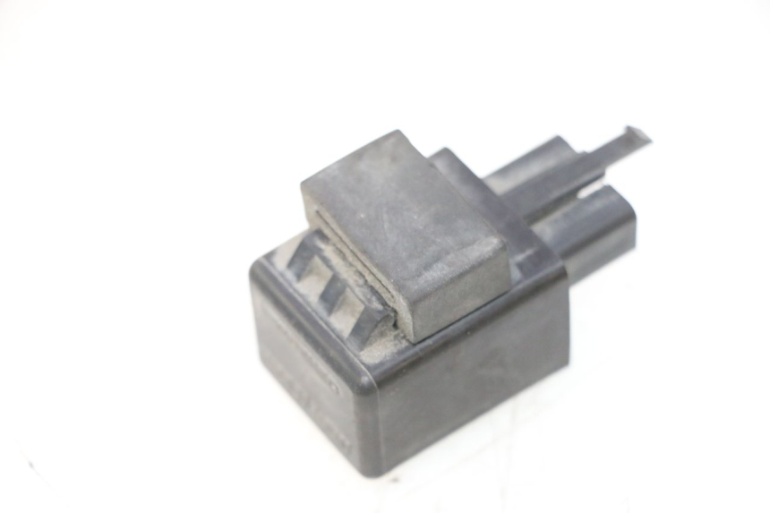 photo de FLASHER RELAY HONDA FES PANTHEON 125 (2003 - 2007) - Component detail