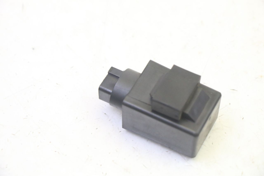 photo de FLASHING RELAY HONDA FES S-WING SWING ABS 125 (2007 - 2015) - Component detail