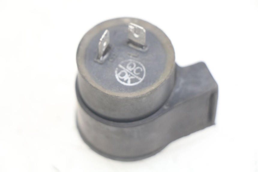 photo de FLASHER RELAY SYM FIDDLE 3 III 125 (2014 - 2020) - Zoom on usage condition