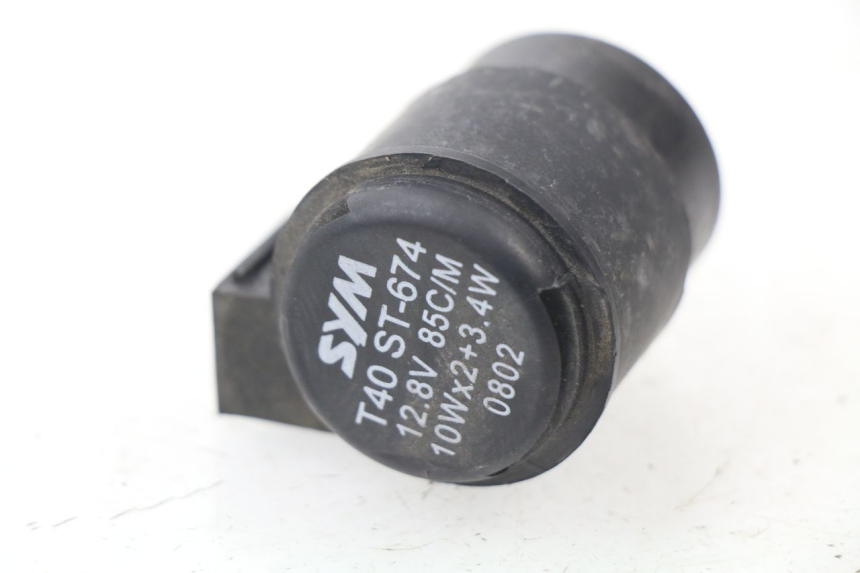 photo de TURN SIGNAL RELAY SYM FIDDLE 125 (2008 - 2010) - Component detail