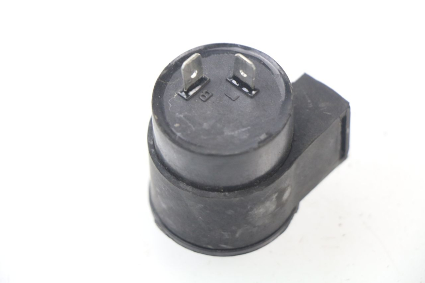 photo de TURN SIGNAL RELAY SYM FIDDLE 125 (2008 - 2010) - Zoom on usage condition