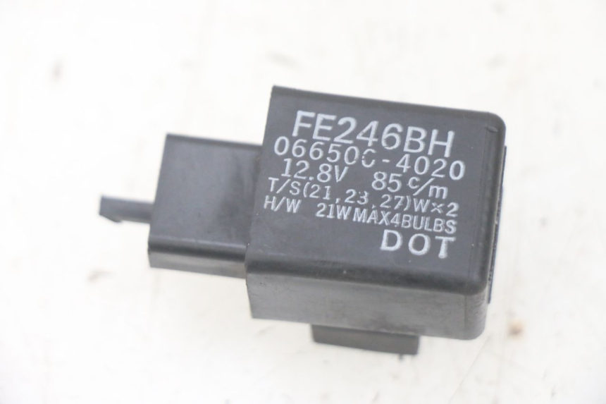 photo de TURN SIGNAL RELAY YAMAHA FJR ABS 1300 (2006 - 2012) - Main view