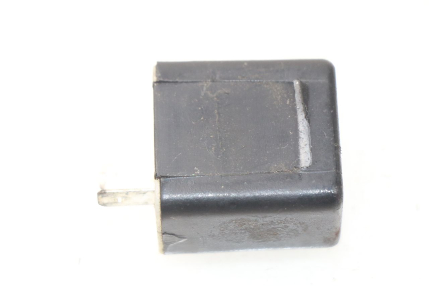 photo de TURN SIGNAL RELAY PIAGGIO FLY IE 125 (2012 - 2017) - Component detail