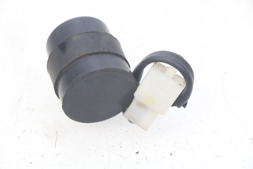 photo de TURN SIGNAL RELAY SACHS FY125T FY T 125 (2007 - 2011) - Zoom on usage condition
