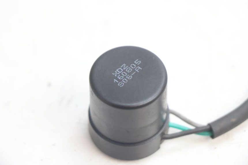 photo de TURN SIGNAL RELAY VASTRO GP 2T 50 (2013 - 2017) - Component detail