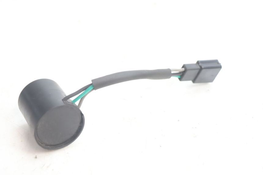 photo de TURN SIGNAL RELAY VASTRO GP 2T 50 (2013 - 2017) - Zoom on usage condition